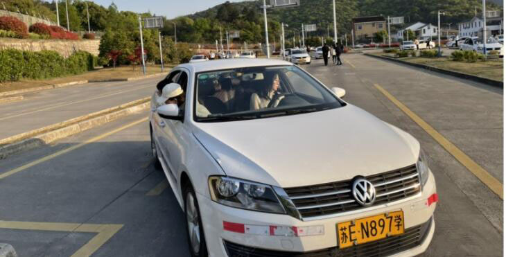 蘇州通達(dá)駕校訓(xùn)練場(chǎng)