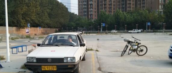 鄭州英才駕校訓(xùn)練場